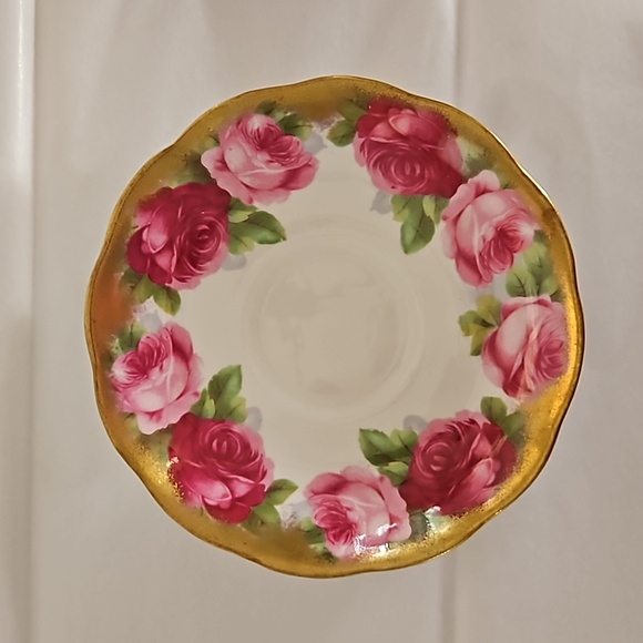 Antique "Old English Rose" by Royal Albert, cup and saucer. - Picture 5 of 8